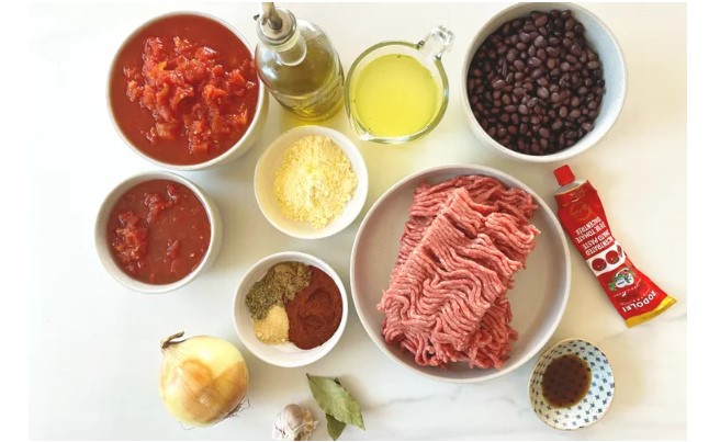 12 Healthy Late-Night Snacks That Are Dietitian-Approved for Better Sleep
