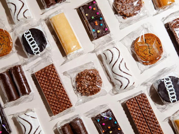 little debbie chocolate cakes,
little debbie snacks,
little debbie swiss rolls,
cosmic brownies,
little debbie cupcakes,
little debbie chocolate snacks,
chocolate snack cakes,
little debbie brownies,
best little debbie snacks,
little debbie nutrition facts,